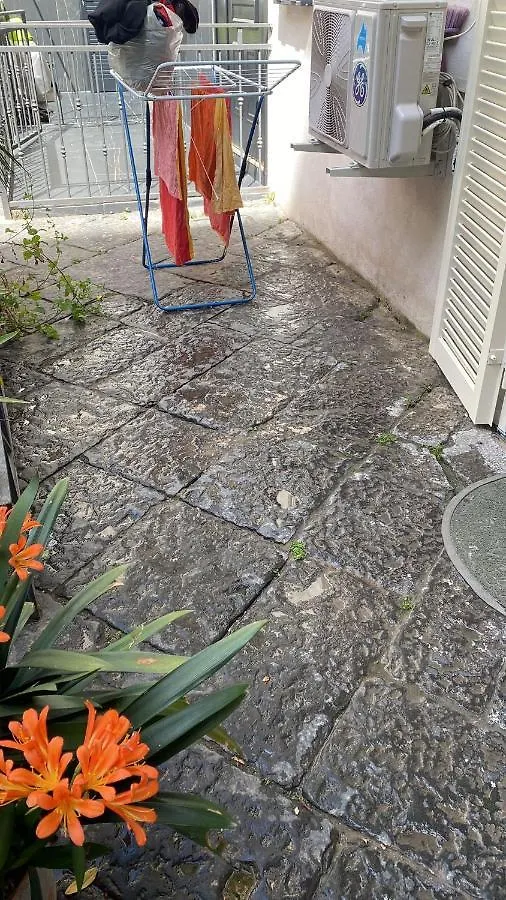 Casa Vacanza Scialapopolo Naples 0*,  Italy